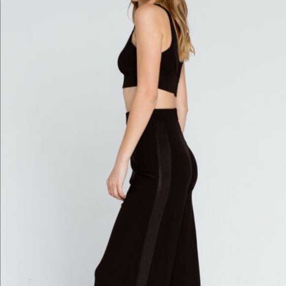 Free people Show off Womens Set - Picture 3 of 3